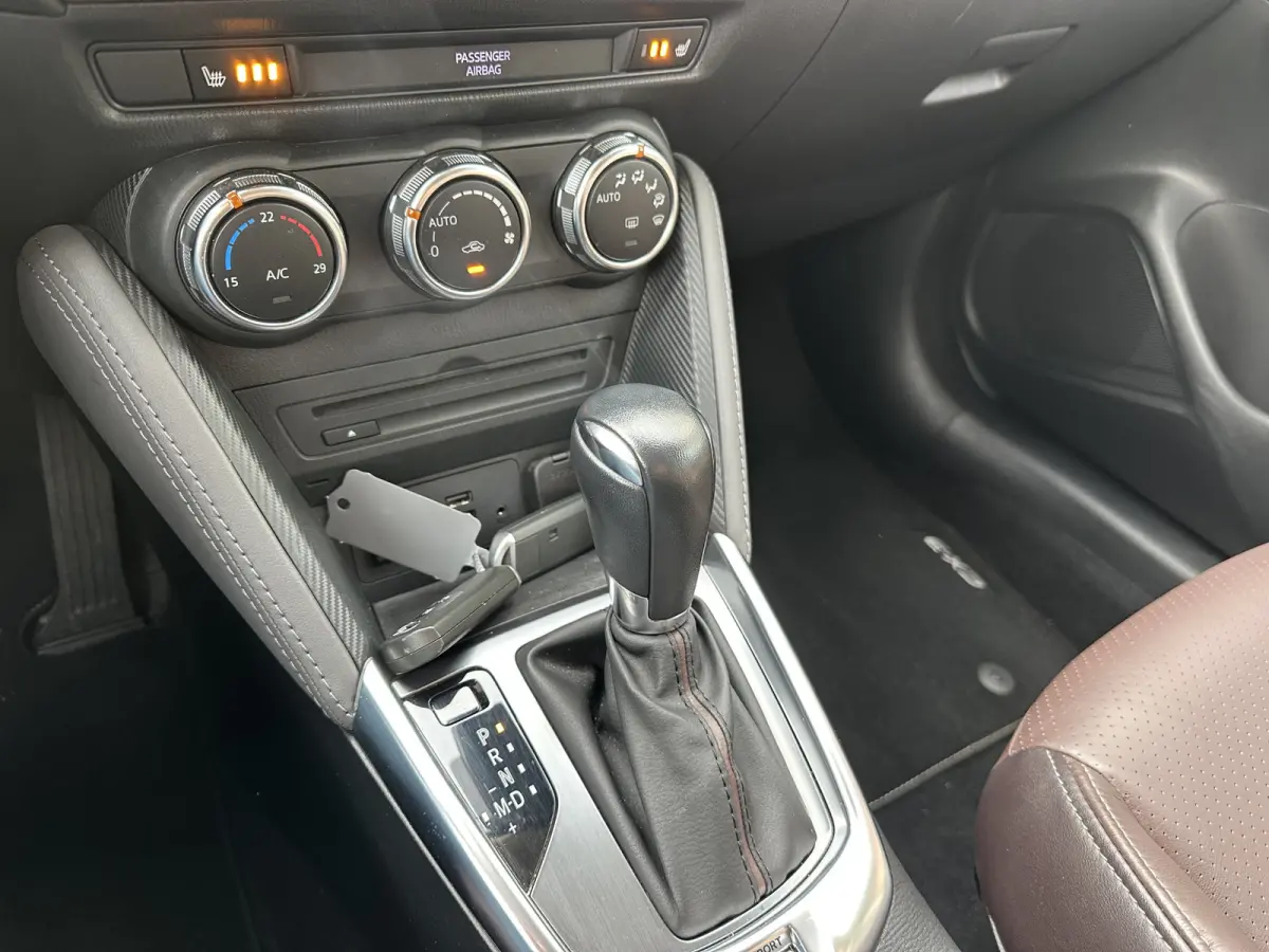 2.0 SkyActiv-G 120 GT-Luxury Automaat!! / 1e eig. in nieuwstaat met 56.000km!!