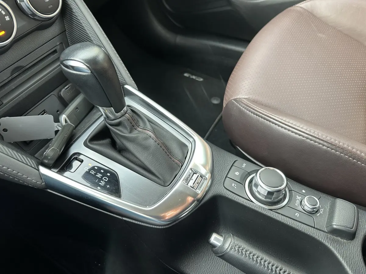 2.0 SkyActiv-G 120 GT-Luxury Automaat!! / 1e eig. in nieuwstaat met 56.000km!!
