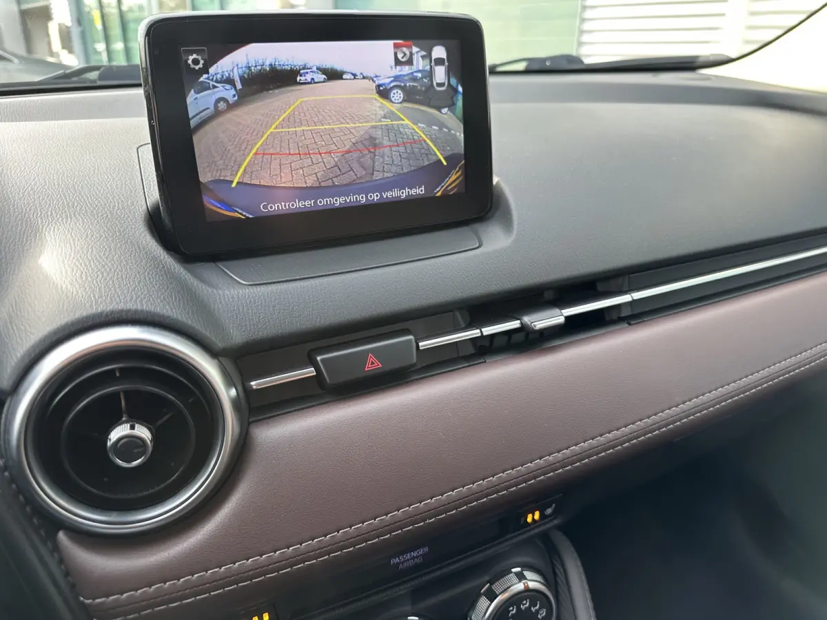 2.0 SkyActiv-G 120 GT-Luxury Automaat!! / 1e eig. in nieuwstaat met 56.000km!!