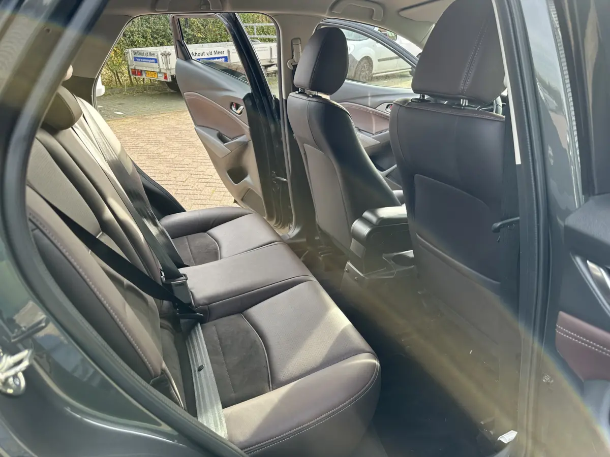2.0 SkyActiv-G 120 GT-Luxury Automaat!! / 1e eig. in nieuwstaat met 56.000km!!