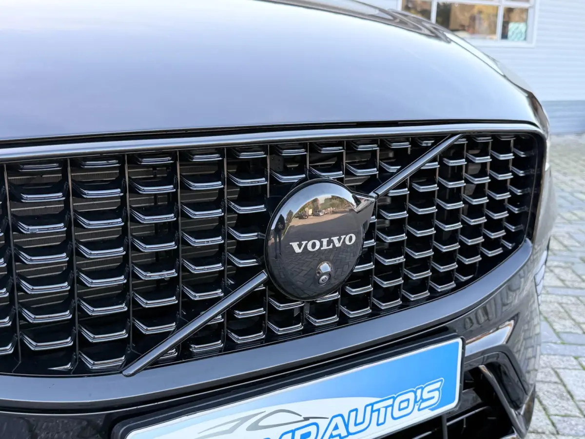 2.0 T6 PHEV AWD Plus Dark|PANO|ACC|T.HAAK|360 CAMERA|LEER|