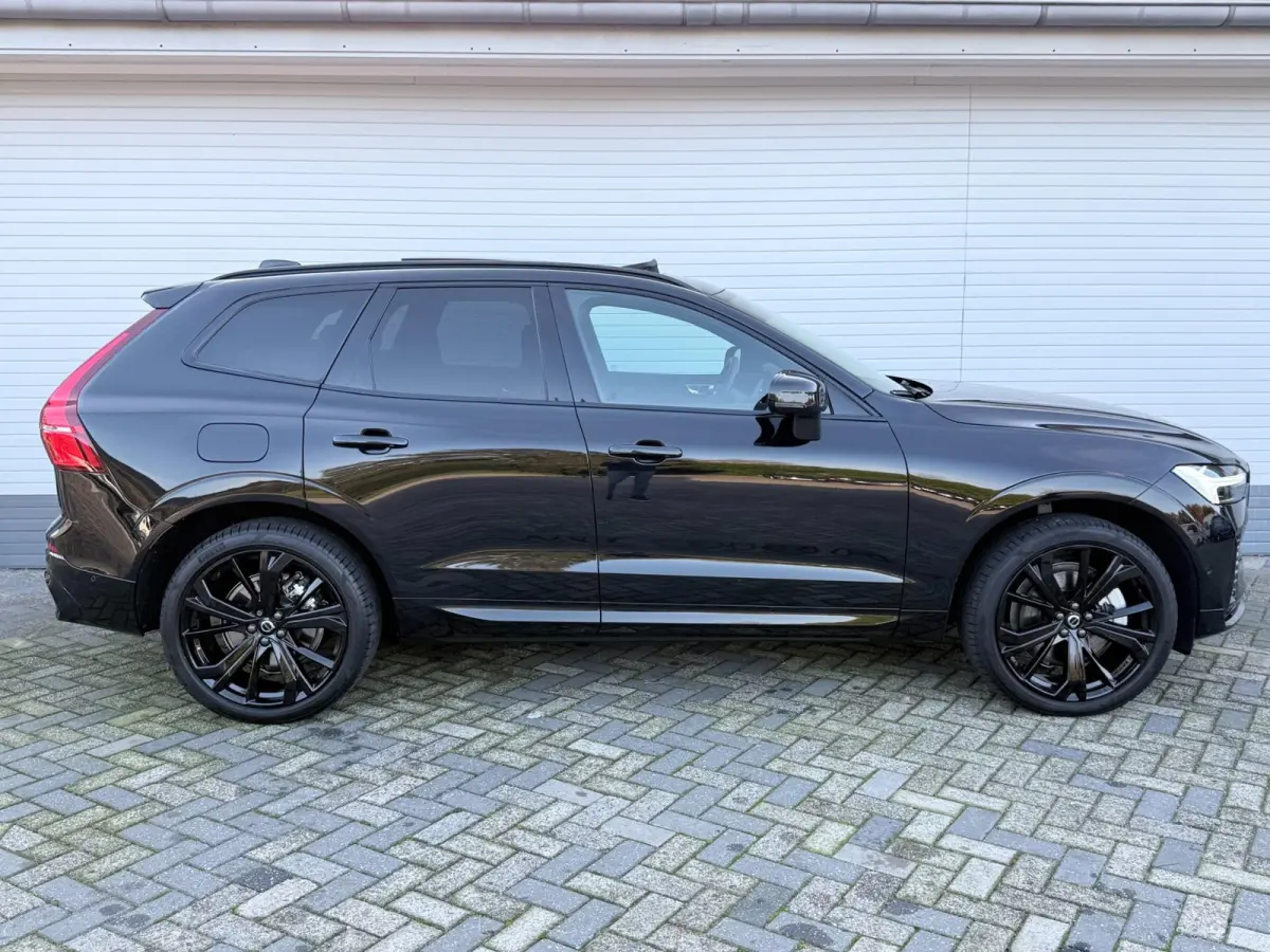 2.0 T6 PHEV AWD Plus Dark|PANO|ACC|T.HAAK|360 CAMERA|LEER|