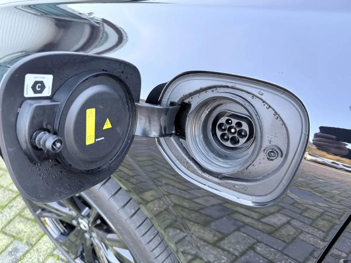 2.0 T6 PHEV AWD Plus Dark|PANO|ACC|T.HAAK|360 CAMERA|LEER|