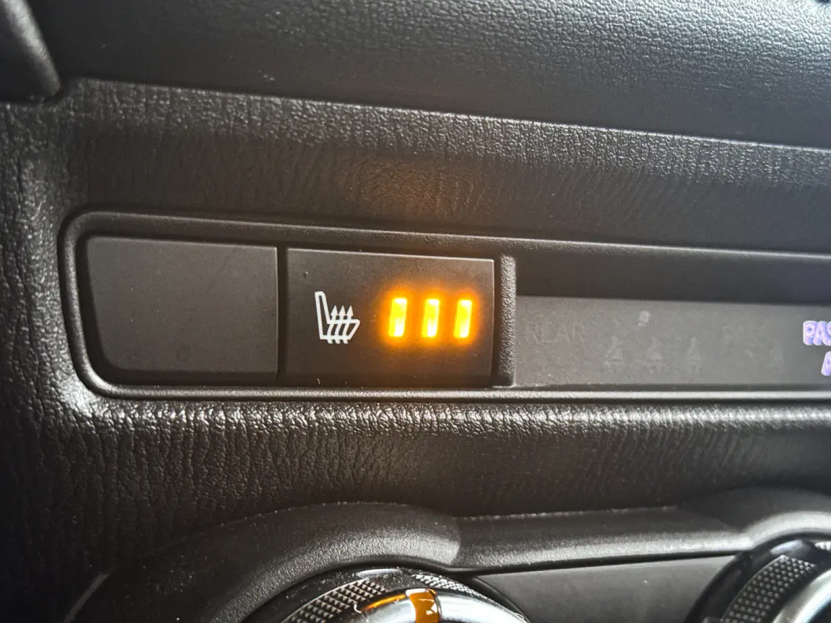 2.0 SkyActiv-G 120 TS+ | Stoelverwarming | Navigatie