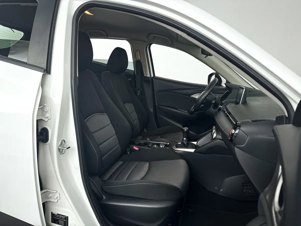 2.0 SkyActiv-G 120 TS+ | Stoelverwarming | Navigatie