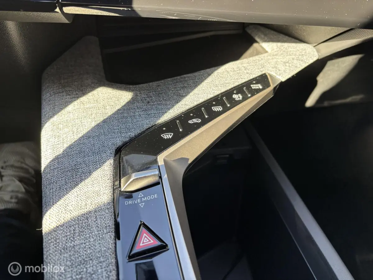 1.2 Hybrid 136 Allure 7 prs automaat camera digitaal dashboard