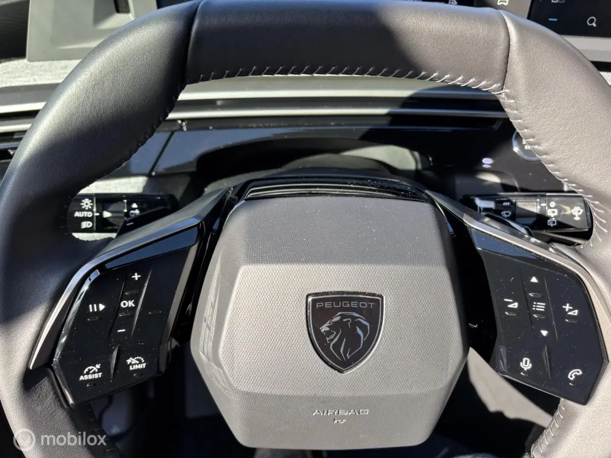 1.2 Hybrid 136 Allure 7 prs automaat camera digitaal dashboard