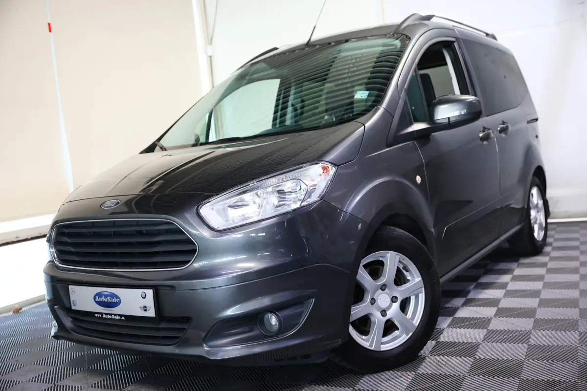 1.0 Titanium NAVI BT CAMERA STOELVW PDC '16
