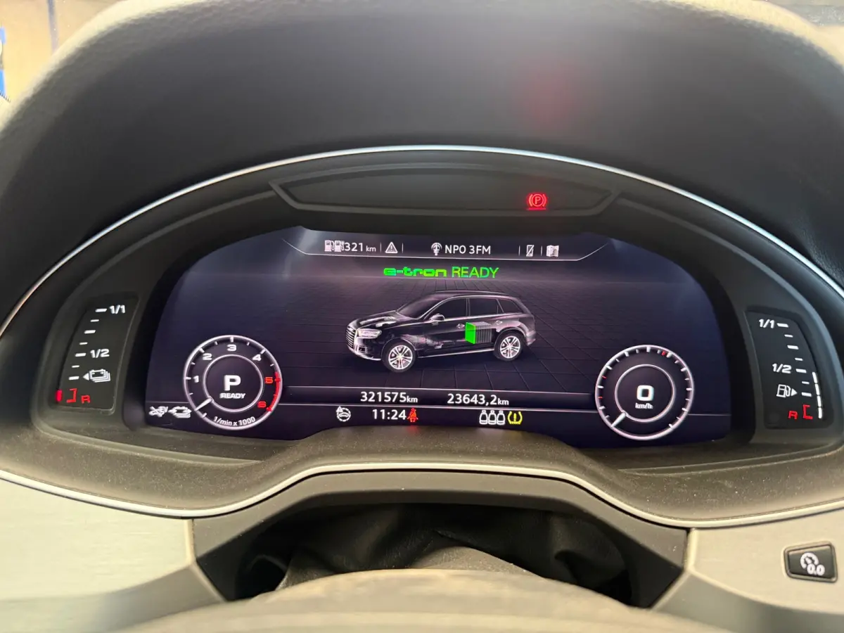 3.0 TDI Hybride e-tron quattro Sport Panoramadak / Trekhaak.
