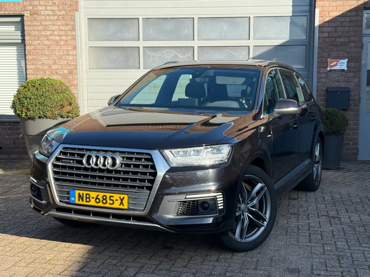 3.0 TDI Hybride e-tron quattro Sport Panoramadak / Trekhaak.