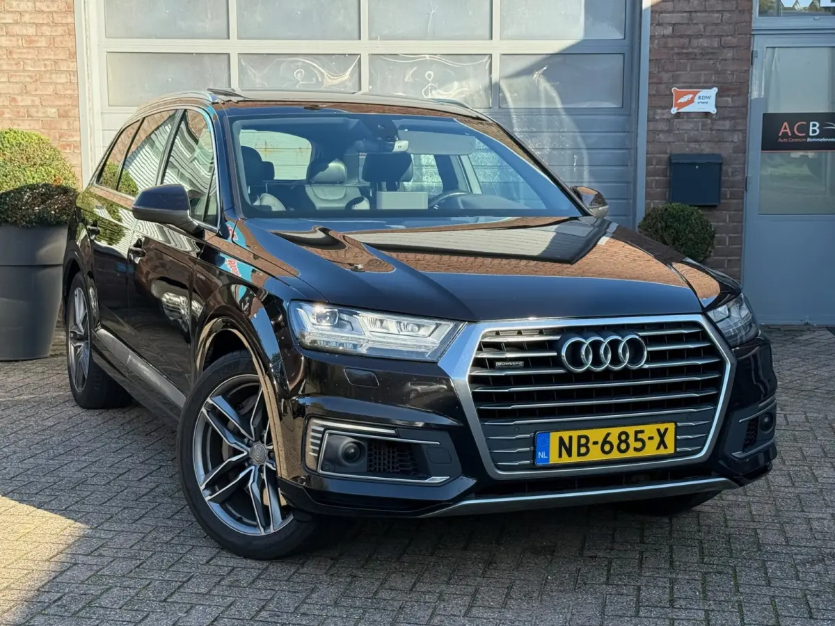 3.0 TDI Hybride e-tron quattro Sport Panoramadak / Trekhaak.
