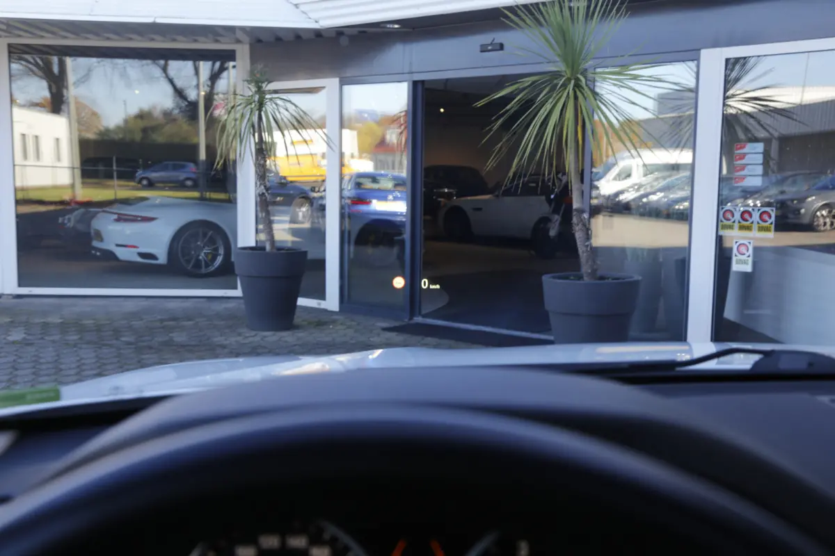 xDrive35i High Executive Aut.*Perfect Onderh.*Parelmoer wit!*Elek. Trekhaak/Pano/Leder Sport/Stoelverw./Sfeer/Memorie/HUD/LED/Camera/Elek. Klep/Parkeersens.V+A*