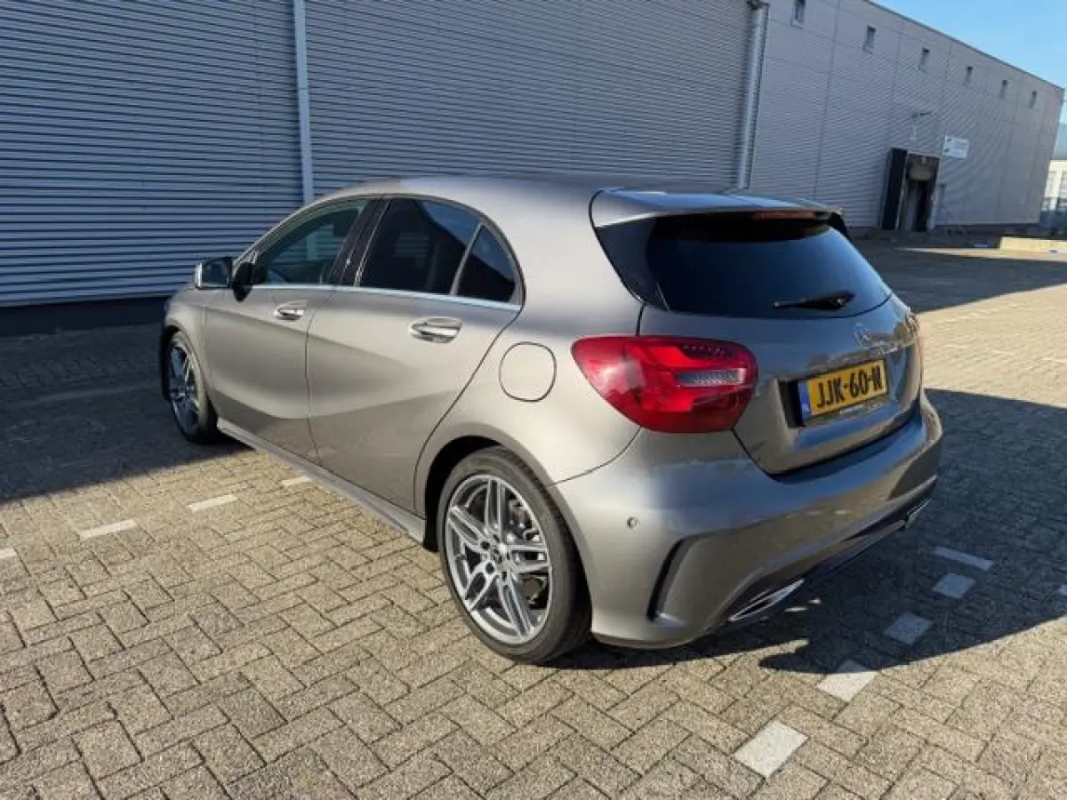 180 Ambition AMG-Line ,Navigatie,Carplay/Andriod, Xenon/Led, Lm velgen, afn.Trekhaak,