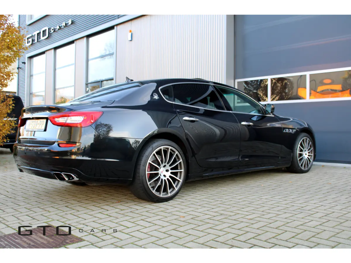 3.8 V8 GTS Harman-Kardon/Camera/Schuifdak/Sportuitlaat