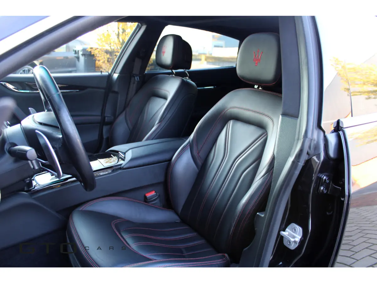 3.8 V8 GTS Harman-Kardon/Camera/Schuifdak/Sportuitlaat
