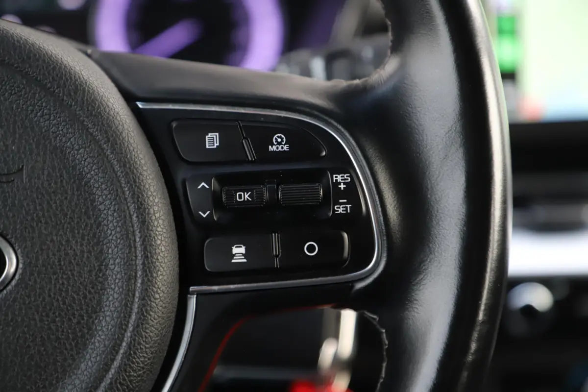 1.6 GDi Hybrid DynamicLine Half Leder Navigatie Achteruitrijcamera Adaptive Cruise Carplay Android