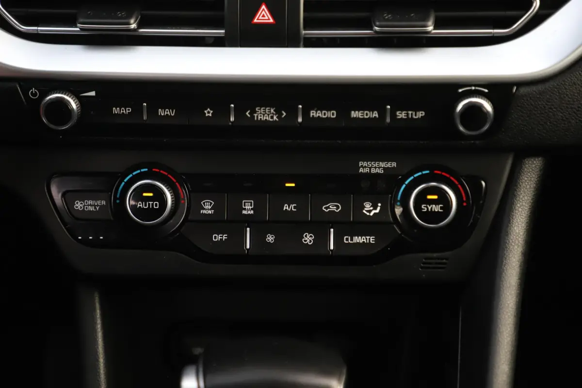 1.6 GDi Hybrid DynamicLine Half Leder Navigatie Achteruitrijcamera Adaptive Cruise Carplay Android