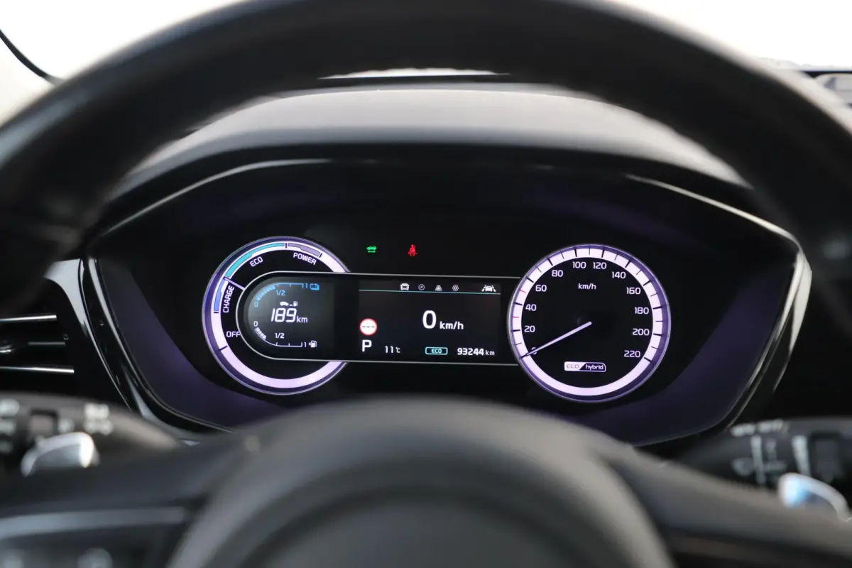 1.6 GDi Hybrid DynamicLine Half Leder Navigatie Achteruitrijcamera Adaptive Cruise Carplay Android