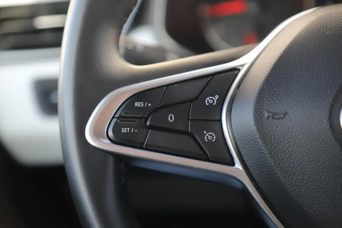 1.0 TCe 90 Evolution 16 inch LMV Navigatie Carplay Android Airco Cruise Control Rijstrooksensor Parkeersensor Getint Glas