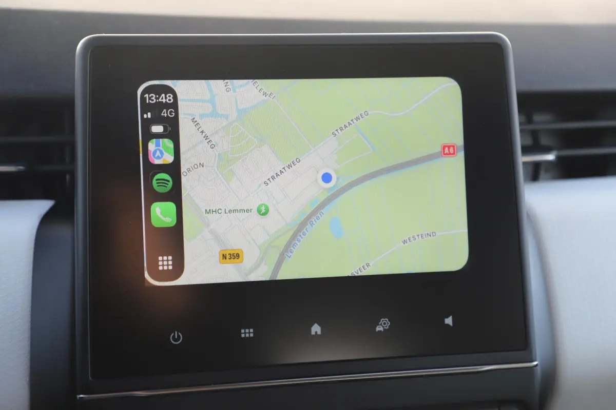 1.0 TCe 90 Evolution 16 inch LMV Navigatie Carplay Android Airco Cruise Control Rijstrooksensor Parkeersensor Getint Glas