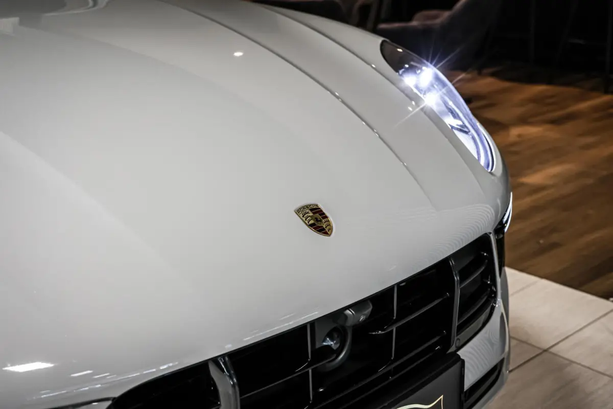 2.9 Turbo|Krijtgrijs|Pano|Leder|Chrono|Luchtv.