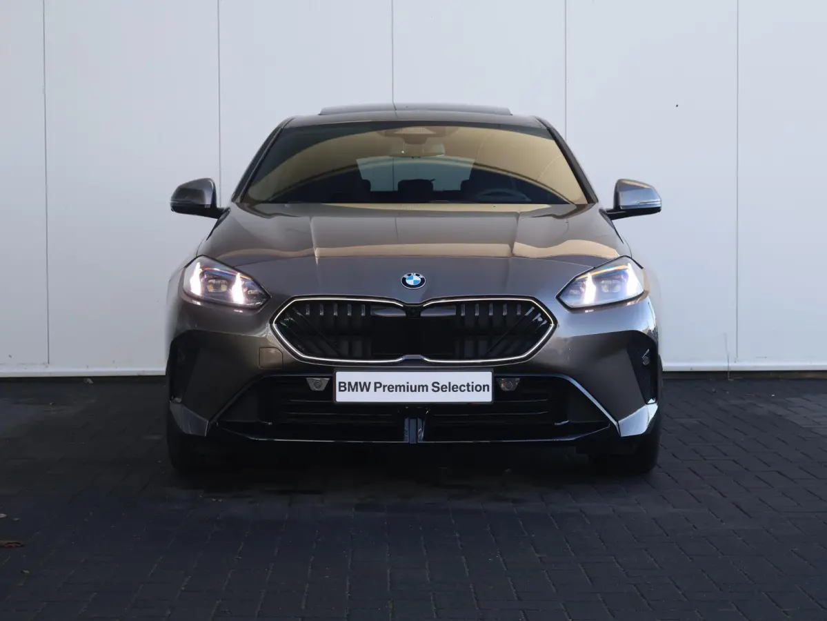 120 M Sport Pro BMW Individual Lakkleur/ Harman-Kardon/ Head-Up/M Sportstoelen/ Panoramadak/ Stuurwiel verwarming