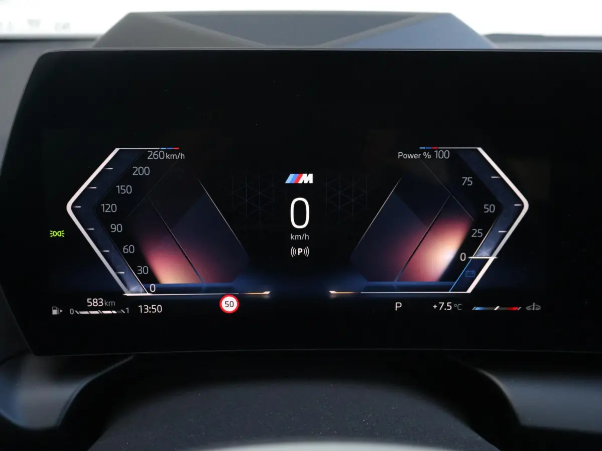 120 M Sport Pro BMW Individual Lakkleur/ Harman-Kardon/ Head-Up/M Sportstoelen/ Panoramadak/ Stuurwiel verwarming