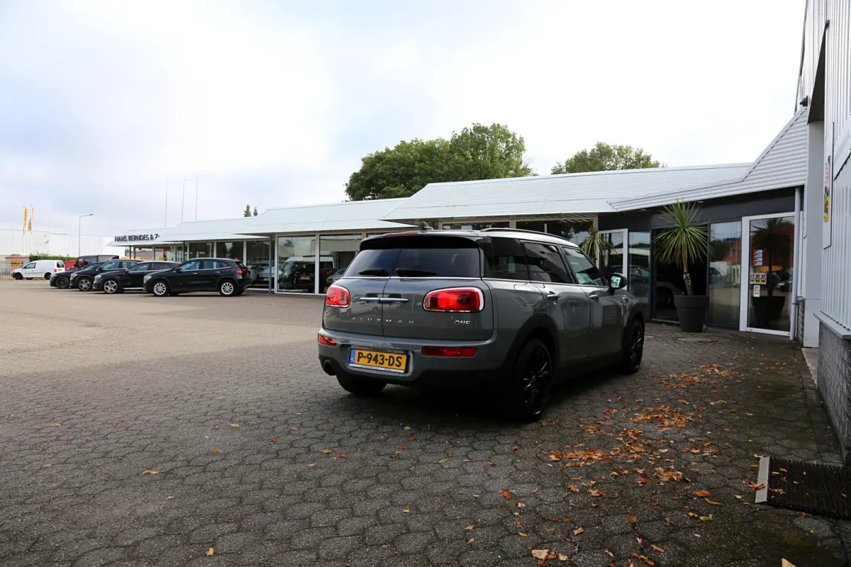 Mini 1.5 One Chili Automaat*Incl. BTW*Perfect Onderh.*Navi/Stoelverw./Keyless Entry+Go/Ambiance/Botswaarsch./Climate-Control/Parkeersens./17 inch LM*