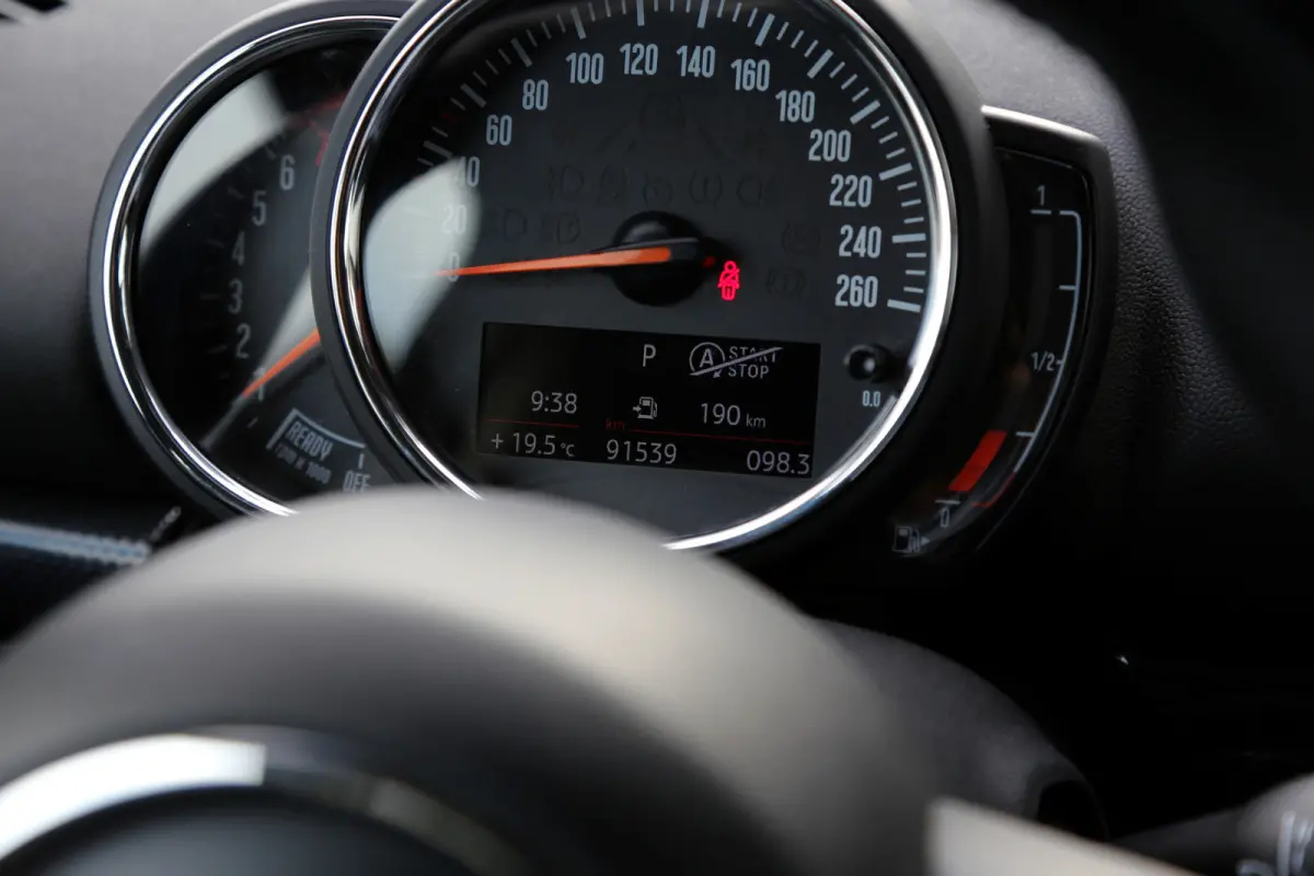 Mini 1.5 One Chili Automaat*Incl. BTW*Perfect Onderh.*Navi/Stoelverw./Keyless Entry+Go/Ambiance/Botswaarsch./Climate-Control/Parkeersens./17 inch LM*