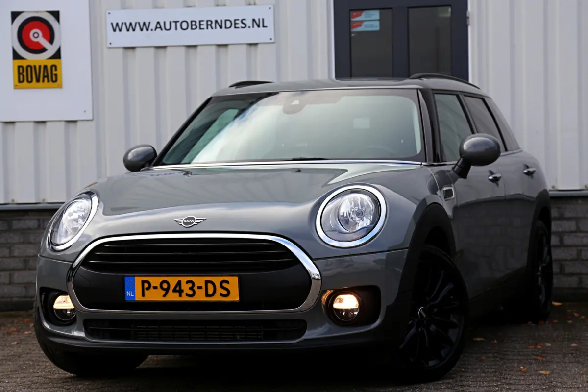 Mini 1.5 One Chili Automaat*Incl. BTW*Perfect Onderh.*Navi/Stoelverw./Keyless Entry+Go/Ambiance/Botswaarsch./Climate-Control/Parkeersens./17 inch LM*