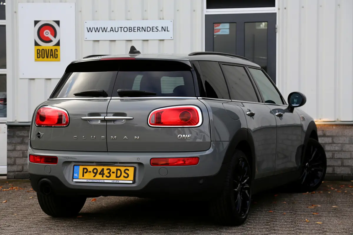 Mini 1.5 One Chili Automaat*Incl. BTW*Perfect Onderh.*Navi/Stoelverw./Keyless Entry+Go/Ambiance/Botswaarsch./Climate-Control/Parkeersens./17 inch LM*
