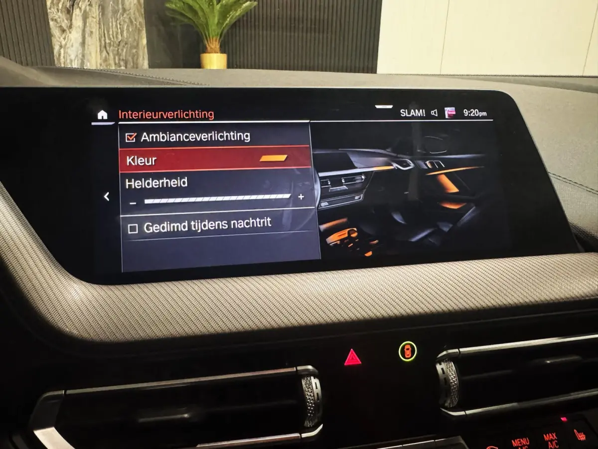 118i M Sport|PANO|SFEER|ALCANTARA|KUIPSTOELEN|BOMVOL