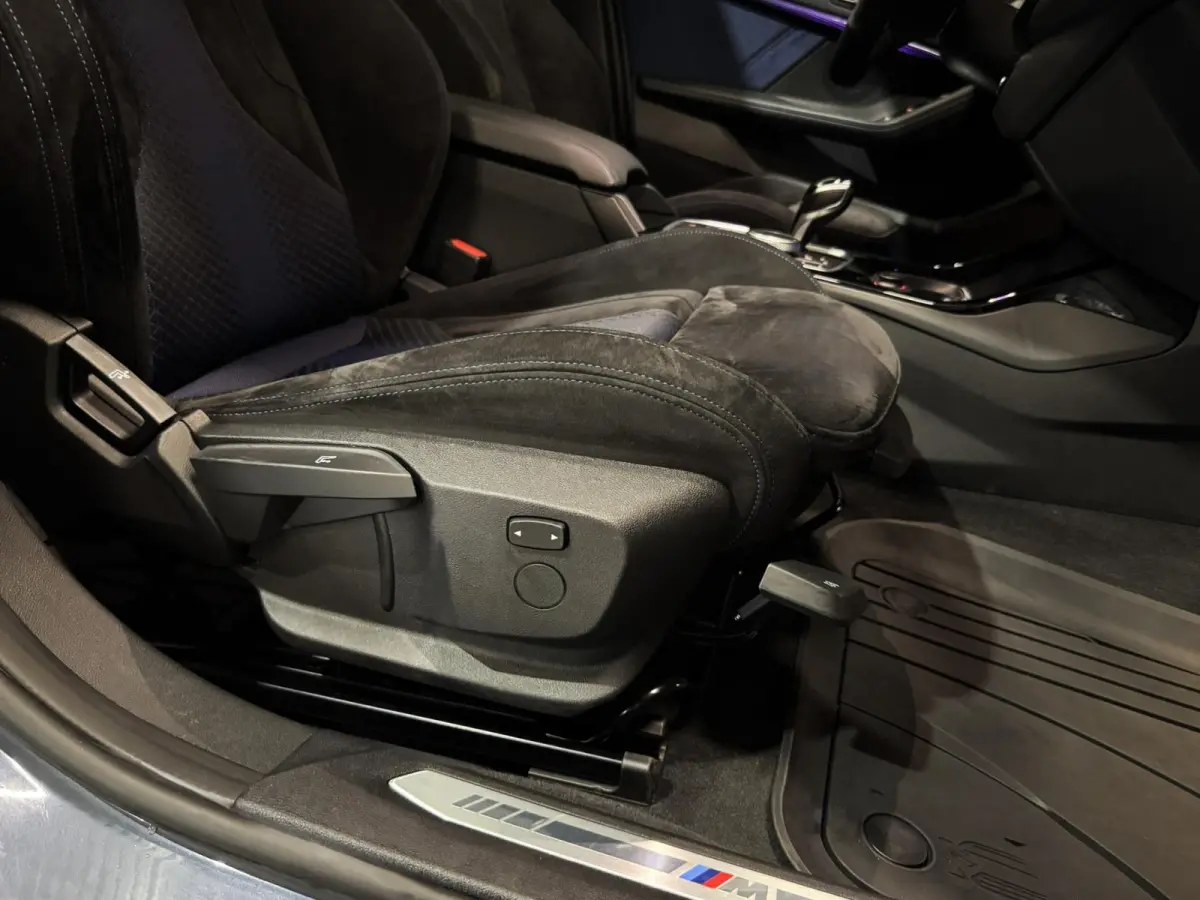 118i M Sport|PANO|SFEER|ALCANTARA|KUIPSTOELEN|BOMVOL