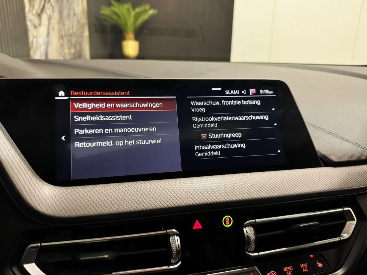 118i M Sport|PANO|SFEER|ALCANTARA|KUIPSTOELEN|BOMVOL