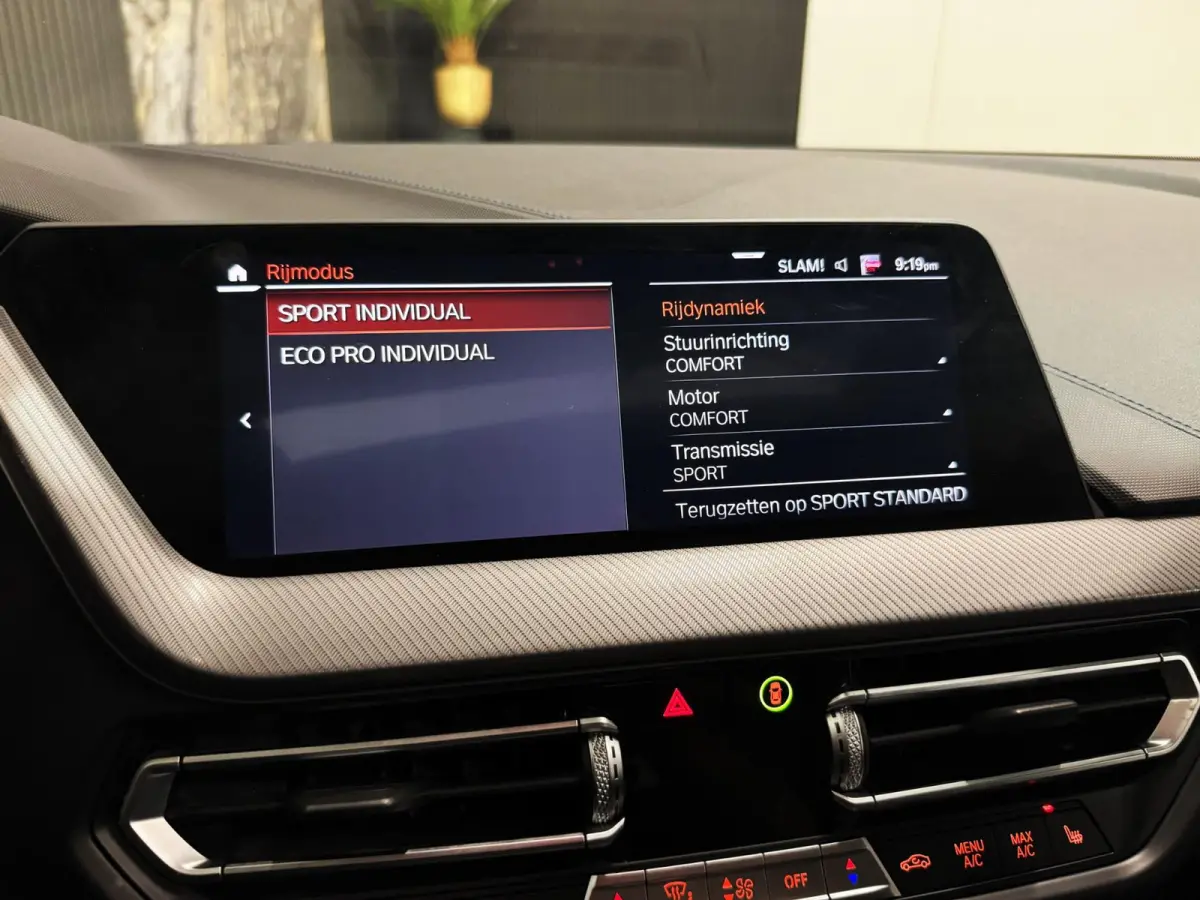 118i M Sport|PANO|SFEER|ALCANTARA|KUIPSTOELEN|BOMVOL