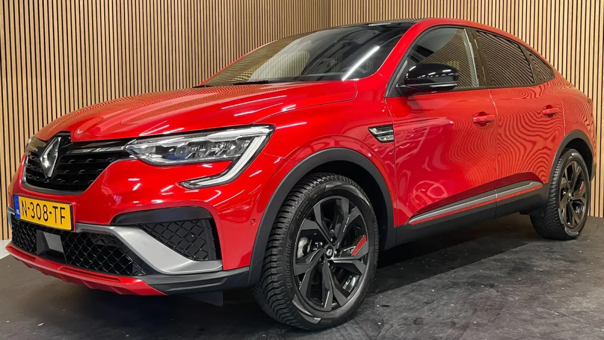 1.6 E-Tech Hybrid 145 R.S. Line|CARPLAY|CAMERA|ACC|BOSE|STOEL-,STUURVERW|LANE-ASSIST|INC.BTW|1e EIG|NL-AUTO|NAP|