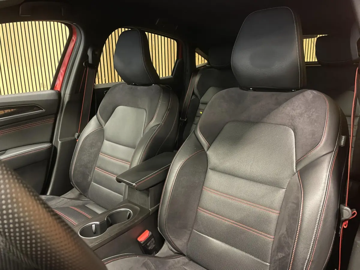 1.6 E-Tech Hybrid 145 R.S. Line|CARPLAY|CAMERA|ACC|BOSE|STOEL-,STUURVERW|LANE-ASSIST|INC.BTW|1e EIG|NL-AUTO|NAP|