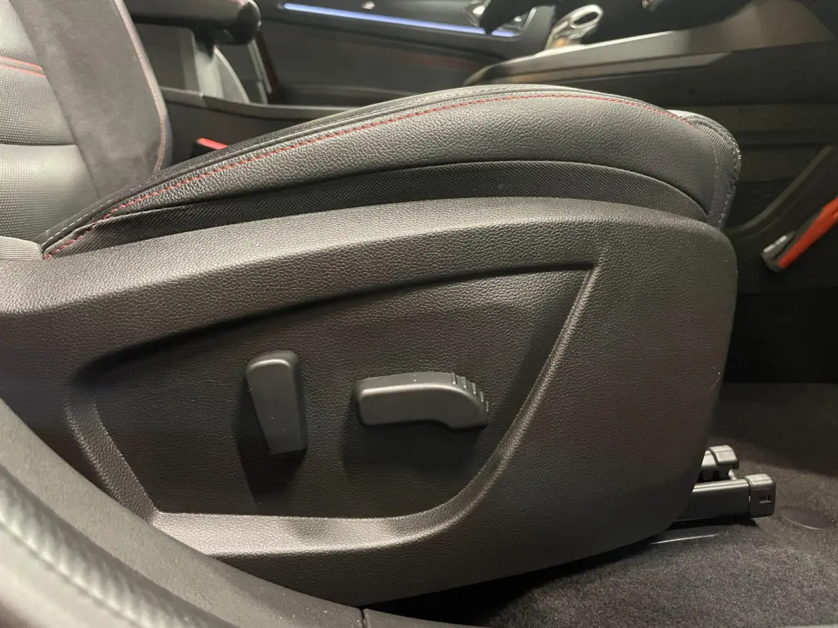 1.6 E-Tech Hybrid 145 R.S. Line|CARPLAY|CAMERA|ACC|BOSE|STOEL-,STUURVERW|LANE-ASSIST|INC.BTW|1e EIG|NL-AUTO|NAP|