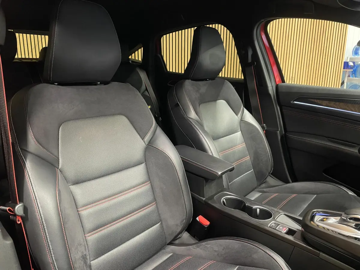1.6 E-Tech Hybrid 145 R.S. Line|CARPLAY|CAMERA|ACC|BOSE|STOEL-,STUURVERW|LANE-ASSIST|INC.BTW|1e EIG|NL-AUTO|NAP|