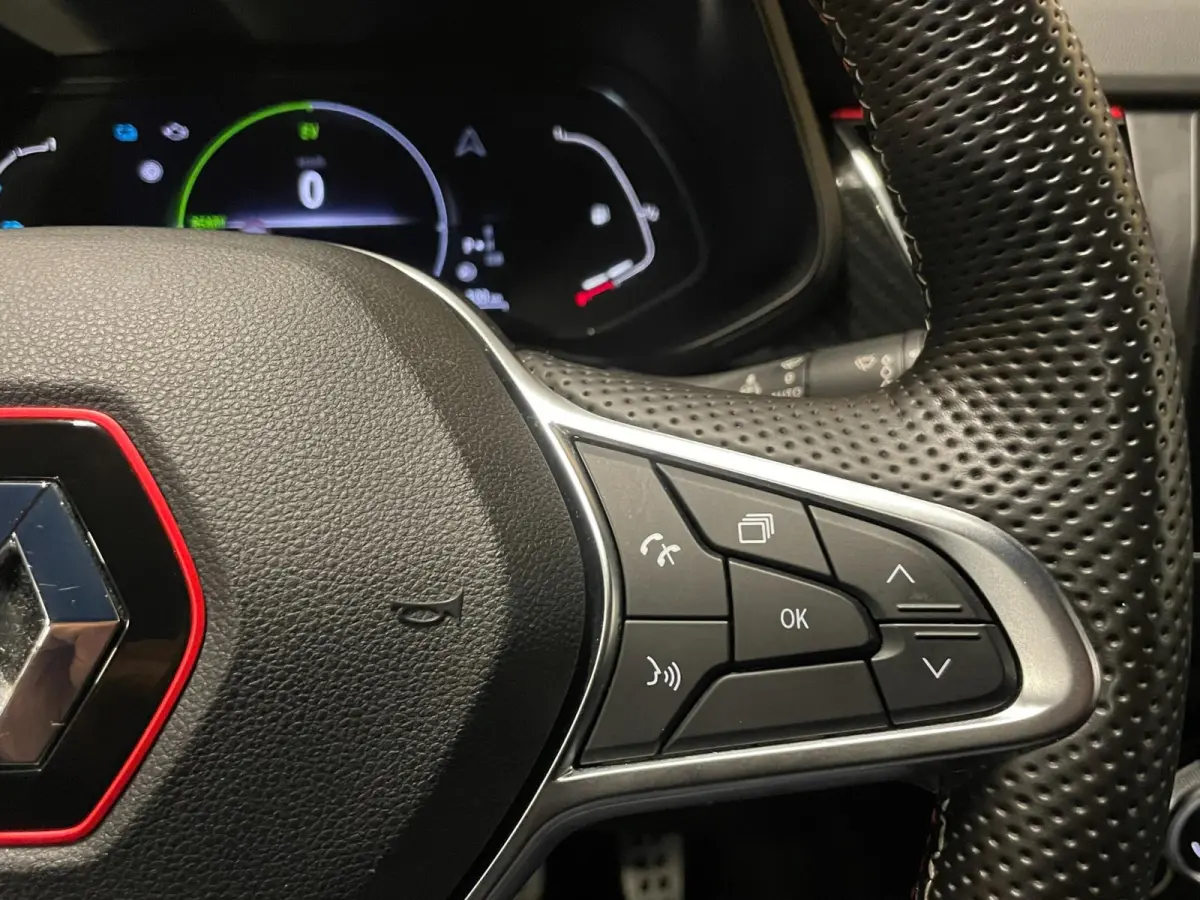 1.6 E-Tech Hybrid 145 R.S. Line|CARPLAY|CAMERA|ACC|BOSE|STOEL-,STUURVERW|LANE-ASSIST|INC.BTW|1e EIG|NL-AUTO|NAP|