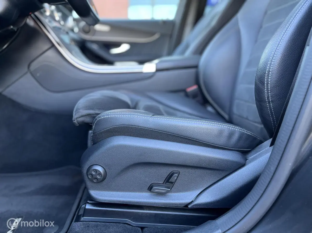 Coupe 200 4MATIC Business Solution AMG Facelift, Trekhaak, Schuifkanteldak, Sfeerverlichting