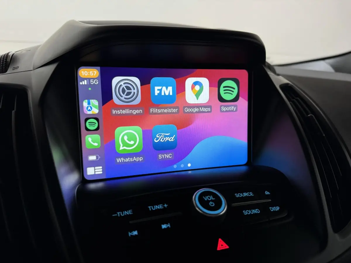 1.5 EcoBoost ST Line Navi Cruise Carplay PDC NAP