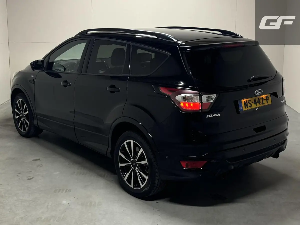 1.5 EcoBoost ST Line Navi Cruise Carplay PDC NAP