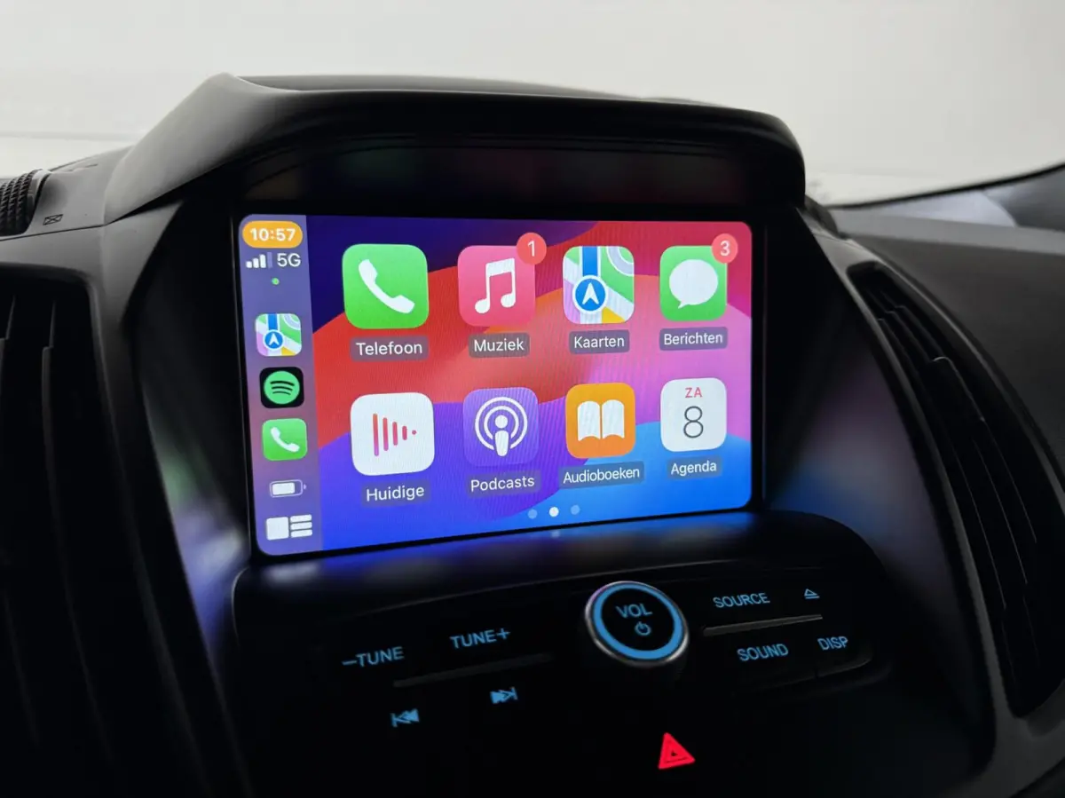 1.5 EcoBoost ST Line Navi Cruise Carplay PDC NAP