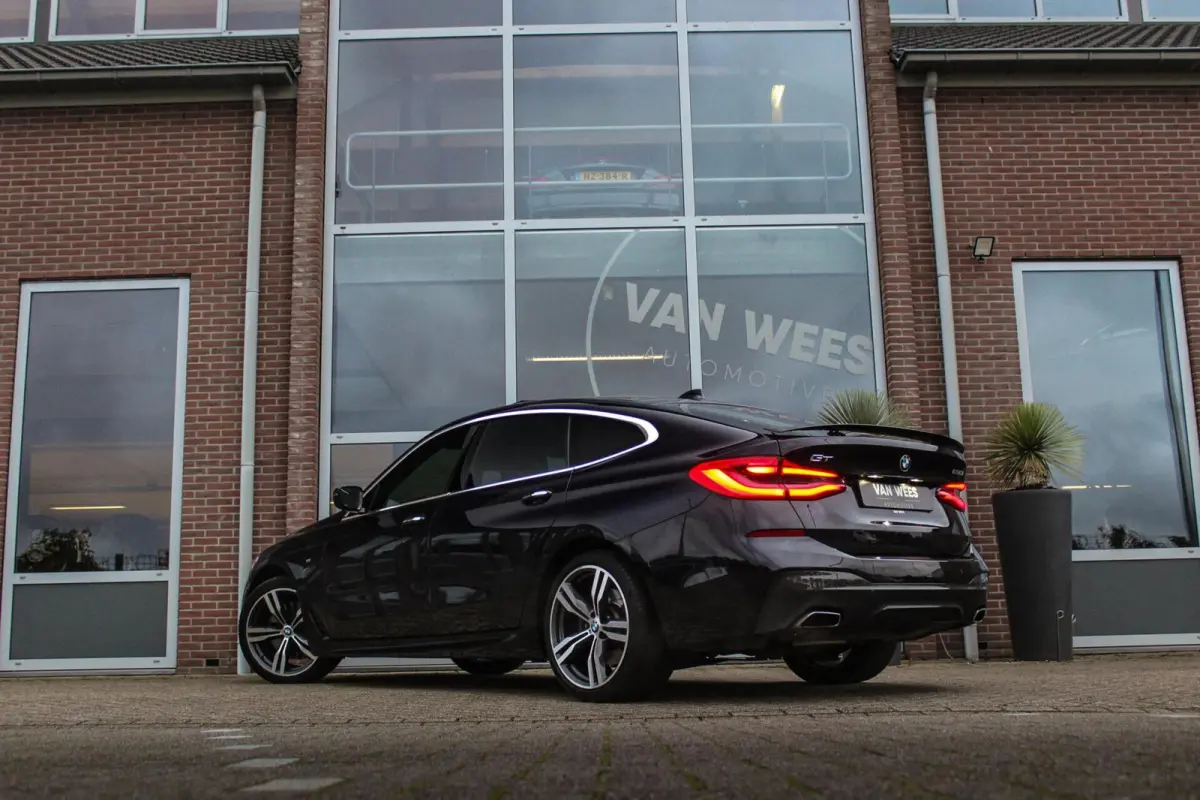 Gran Turismo 630i G32 High Executive M-sport | M-pakket | NL auto | Harman-kardon | 20 inch | Stoelverwarming | Stuurverwarming | Head-up | Camera | Dakraam