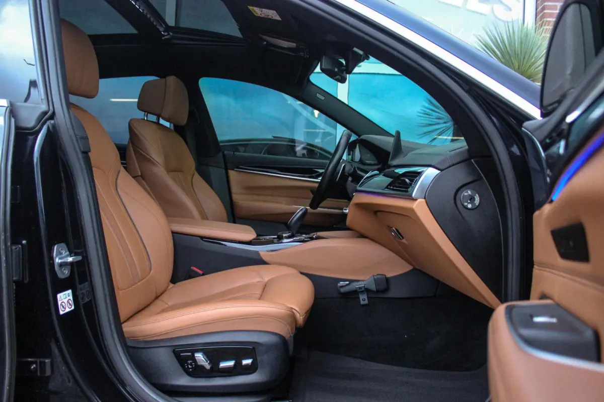 Gran Turismo 630i G32 High Executive M-sport | M-pakket | NL auto | Harman-kardon | 20 inch | Stoelverwarming | Stuurverwarming | Head-up | Camera | Dakraam