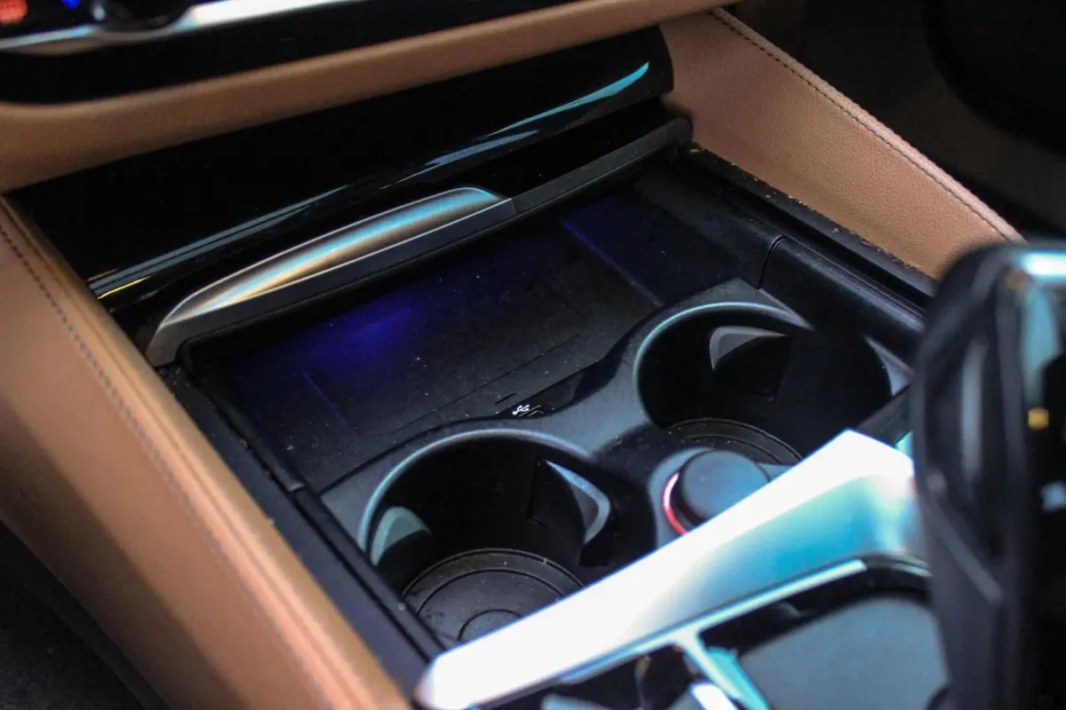 Gran Turismo 630i G32 High Executive M-sport | M-pakket | NL auto | Harman-kardon | 20 inch | Stoelverwarming | Stuurverwarming | Head-up | Camera | Dakraam