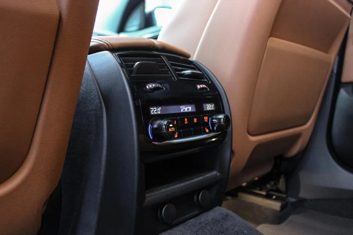 Gran Turismo 630i G32 High Executive M-sport | M-pakket | NL auto | Harman-kardon | 20 inch | Stoelverwarming | Stuurverwarming | Head-up | Camera | Dakraam