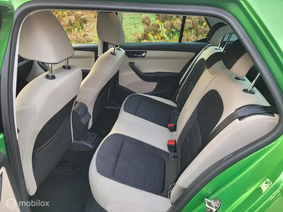 1.2 TSI 110 pk, Style,Navi, clima, pdc,lm