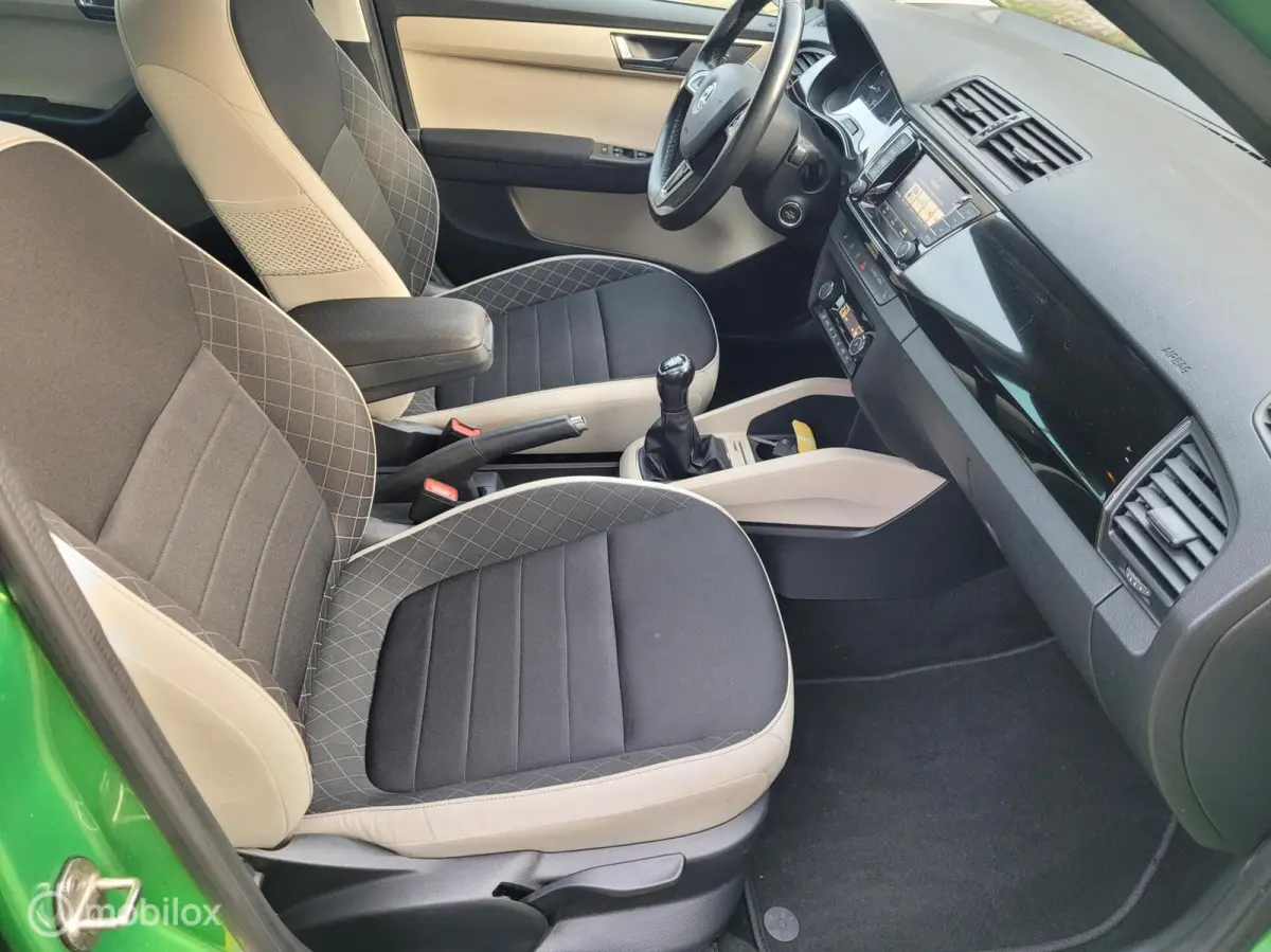 1.2 TSI 110 pk, Style,Navi, clima, pdc,lm